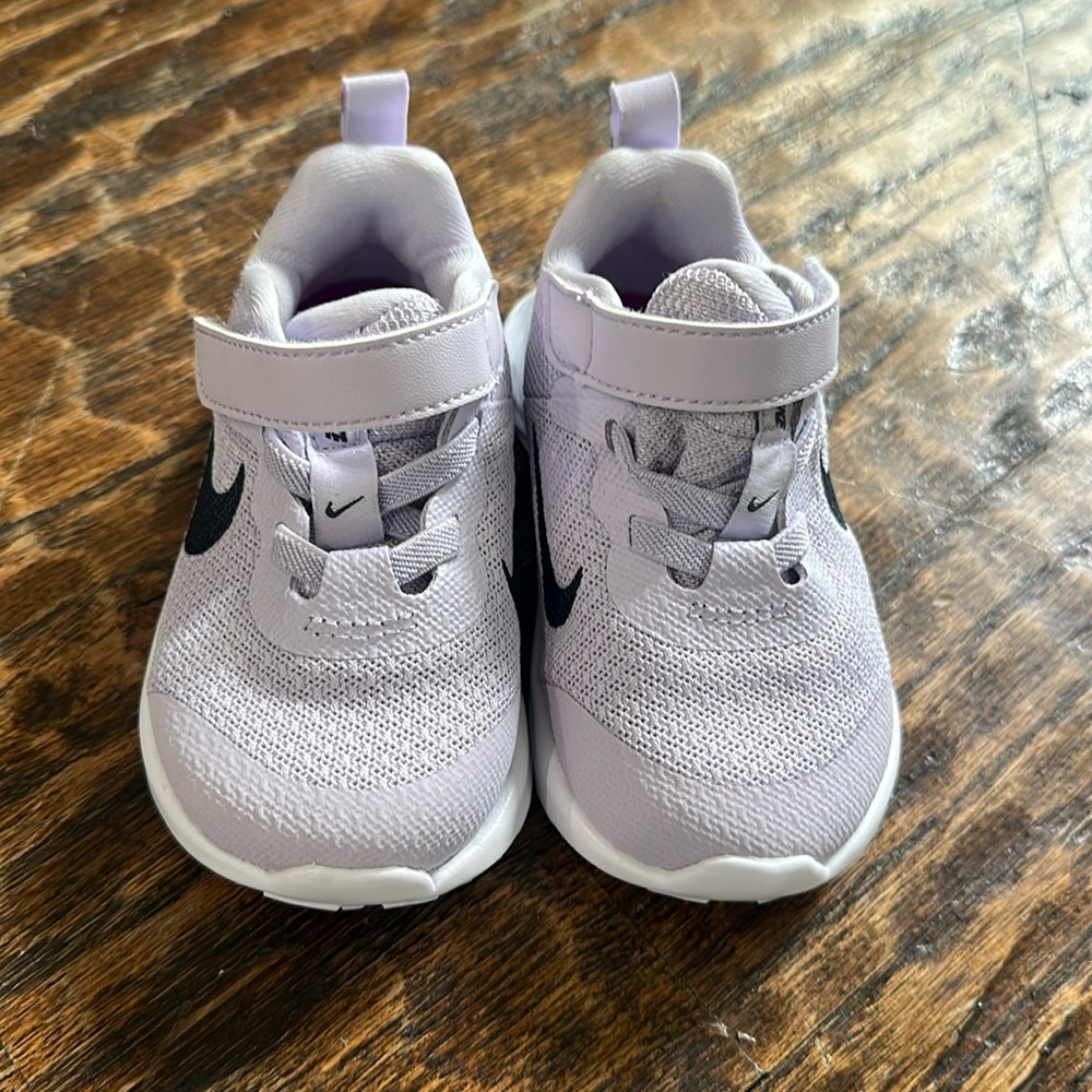 NWOT | Kids Nike Revolution Sneakers